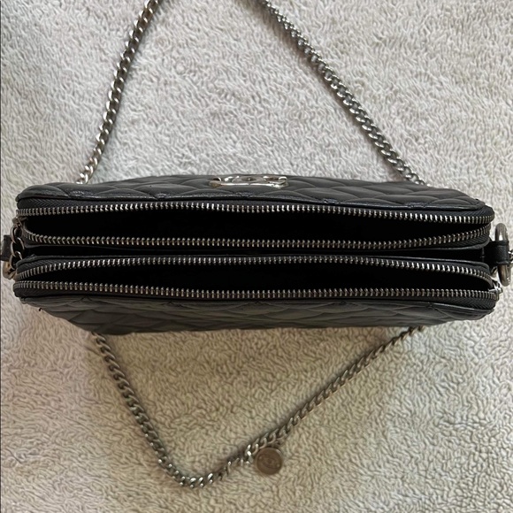 🌸SOLD🌸PRELOVED USED VINTAGE CHANEL SLING BAG - Picture 11 of 16